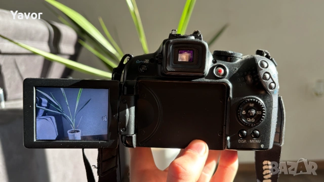 Canon PowerShot SX10 IS, снимка 3 - Фотоапарати - 53168090