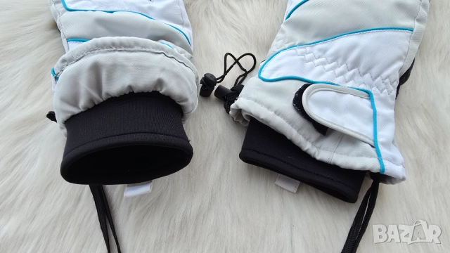 Дамски ски ръкавици размер S-M , снимка 4 - Зимни спортове - 52478291