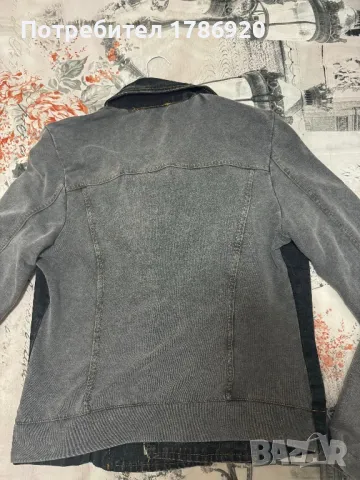 СТИЛНО ИТАЛИАНСКО ЯКЕ MADE IN ITALY - УНИКАЛЕН ДИЗАЙН! , снимка 2 - Якета - 47811755