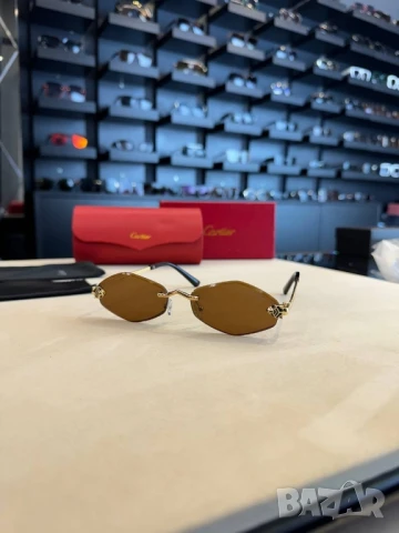 очила с калъф cartier fendi chanel , снимка 2 - Слънчеви и диоптрични очила - 50571232