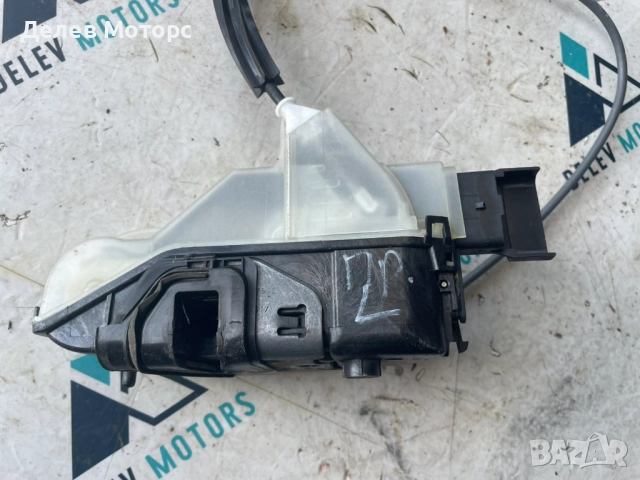 Брава за предна лява врата 16942676 от Peugeot 5008, 1.6 BlueHDI, automatic, 120 ph., снимка 3 - Части - 51431378