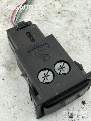 Бутон за подгряване на заден прозорец Toyota RAV4 (1996–2000) OEM #158574, снимка 2 - Части - 51398410