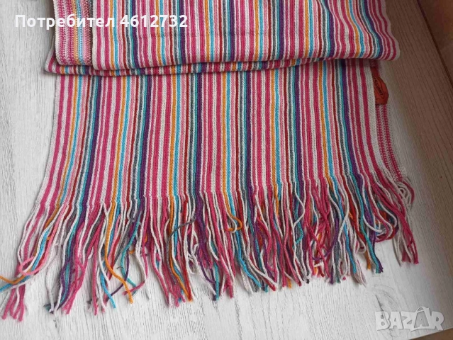 Дамски шал Missoni, снимка 5 - Шалове - 52226620