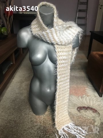 Бежов зимен шал, снимка 6 - Шалове - 35800490