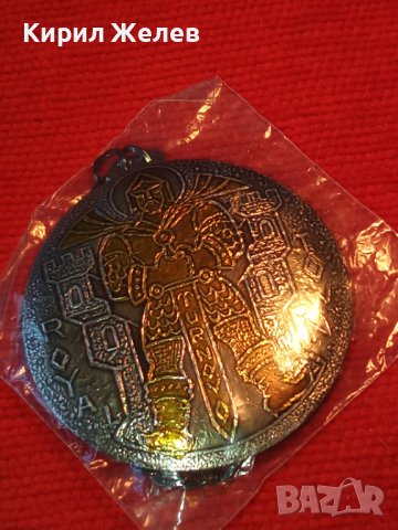 БЪЛГАРСКИ ЮНАК ВОИН РИЦАР МЕДАЛЬОН МЕТАЛЕН СУВЕНИР от ВЕЛИКО ТЪРНОВО 61771, снимка 2 - Колиета, медальони, синджири - 30636552