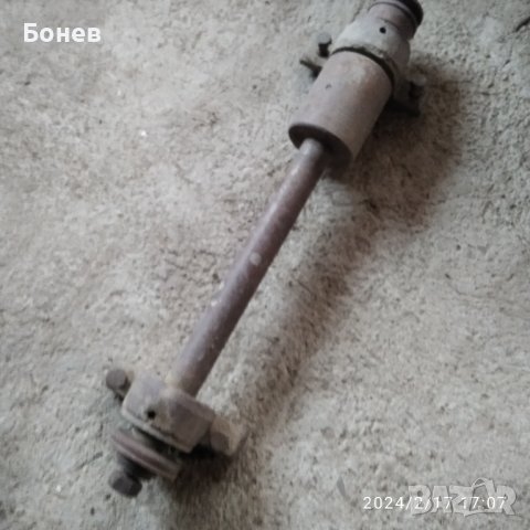 Ос за циркуляр с маховик , снимка 2 - Други машини и части - 44340466