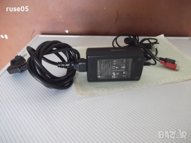 Адаптер за захранване "LS Lishin LSE9901B1260" работещ