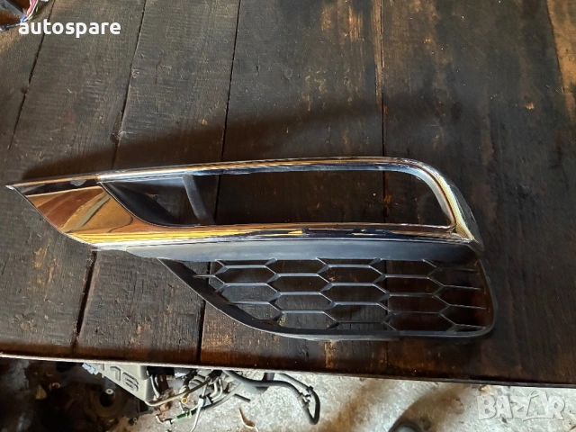 Лява решетка за броня Honda Cr-V IV. Хонда ЦР-В. 15-17г. 