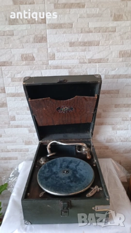 Стар български грамофон с манивела - Radio Electric - 1930"г.  