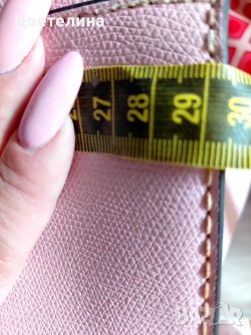 Розова чанта GUESS , снимка 5 - Чанти - 53862854