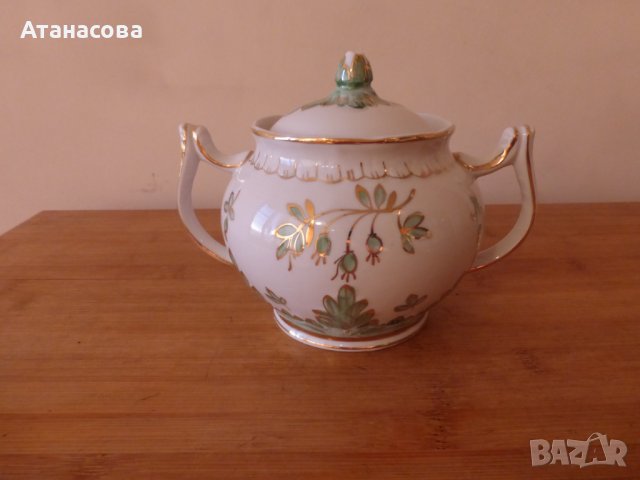 Руски порцеланови чайник и захарница 1980 г, снимка 2 - Аксесоари за кухня - 41086545