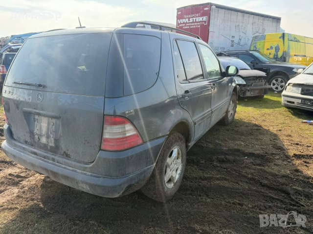 mercedes ml 320 w163 на части мерцедес мл320 в163 навигация, снимка 3 - Автомобили и джипове - 53788205