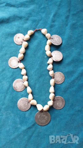 Стара седефена броеница със сребърни монети, снимка 2 - Антикварни и старинни предмети - 44434690