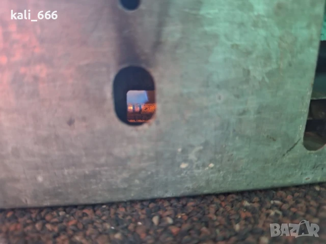 Туристически хладилник на 12V, 220V и газ, снимка 6 - Хладилни чанти - 50664248