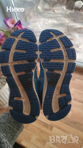 Детски обувки декатлон 33 номер, снимка 2 - Детски маратонки - 52315826