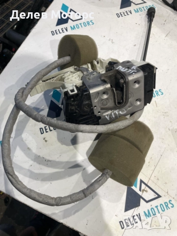 A4477304000 брава за дясна плъзгаща врата от Mercedes Vito W447, 114 CDI, двигател OM651.950, снимка 2 - Части - 51808903