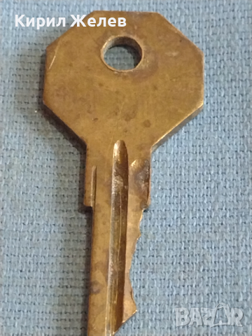 Стар ключ за соц автомобили рядък за КОЛЕКЦИЯ ДЕКОРАЦИЯ БИТОВ КЪТ 44028, снимка 3 - Други ценни предмети - 44790250