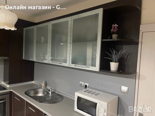 Кухненско обзавеждане 3.70 м с вградени уреди, снимка 2 - Кухни - 53637884