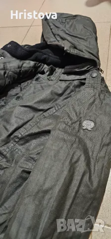 Зимно яке със сваляща качулка, снимка 3 - Якета - 47609643