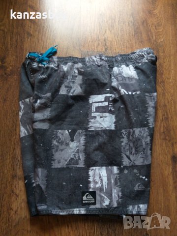 quiksilver - страхотни мъжки панталони ХЛ, снимка 2 - Спортни дрехи, екипи - 40645345