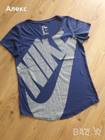 Nike дамска оригинална тениска 