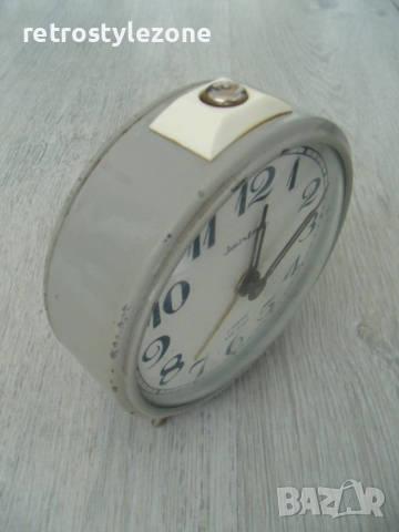 № 7426 стар настолен часовник / будилник  -  Jantar  , снимка 3 - Други ценни предмети - 44595493