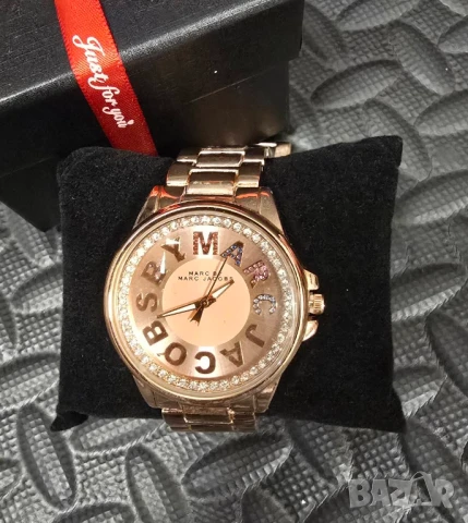 часовник guess calvin klein guess versace marc jacobs, снимка 17 - Дамски - 51063443