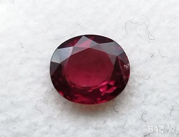 Естествен рубин с лилавеещо червено и тегло 0.85кт! Сертификат! Нов!, снимка 12 - Други - 47297955