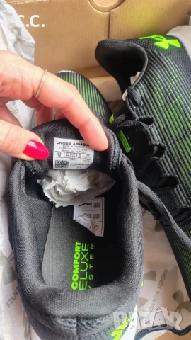 Ново Under armour 46 номер Обувки за бягане, снимка 4 - Спортни обувки - 53811501