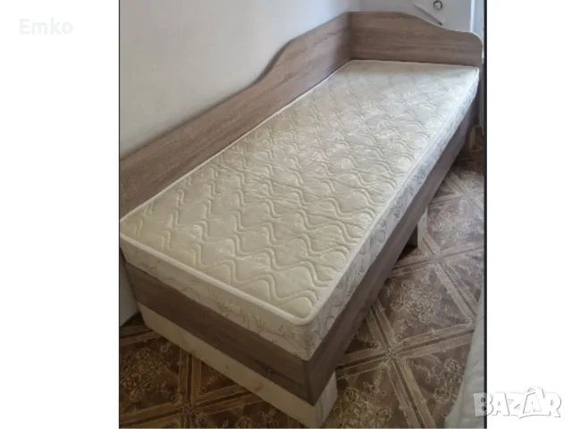 Единично легло с матрак 82×190 см и повдигащ механизъм