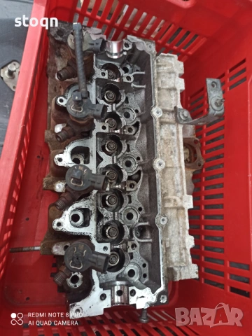 Глава с дюзи и колянов вал Renault/Dacia 1.5Dci