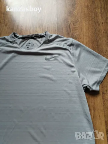 Nike Dry AJ7565-059 Miler Running Tee - страхотна мъжка тениска Л, снимка 7 - Тениски - 50180843