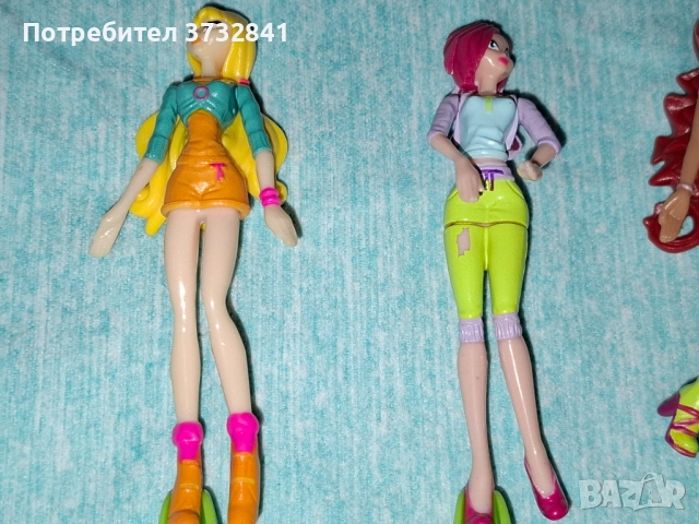 WINX Club Уинкс Клуб Киндер серия от 2009 година, снимка 4 - Колекции - 52487775
