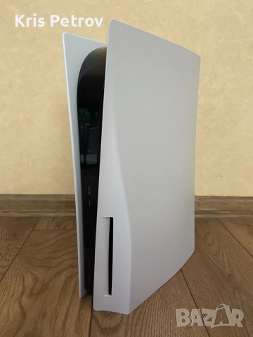 Конзола PlayStation 5 Disc Edition + FIFA 23, снимка 2 - PlayStation конзоли - 55111595