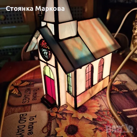 Настолна лампа,изработена в стил Тифани, снимка 2 - Настолни лампи - 55933780