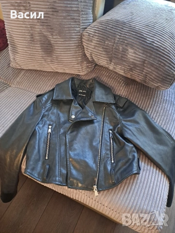 Дамско кожено яке размер S