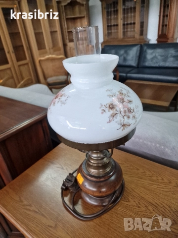 Лампа-Стъкло....Дърво /Орех /-внос от Германия!, снимка 2 - Настолни лампи - 52463023