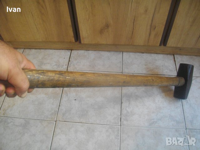 Масивен Чук-Старо Качество-Глава 4,0 кг/5,2 кг-Дървена Дръжка 89см-Немски-Кован-С Метални Клинове, снимка 17 - Други инструменти - 41957642