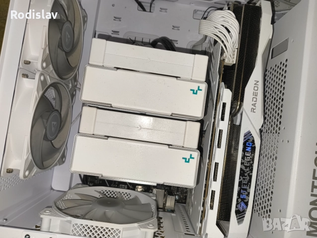 ASRock Radeon RX 7700 XT Steel Legend OC 12G GDDR6 с 2 години гаранция, снимка 2 - Видеокарти - 52918250