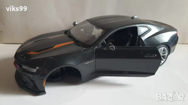 Nissan GT-R 2009 и Chevrolet Camaro 2017 - Мащаб 1:18, снимка 11 - Колекции - 55626301