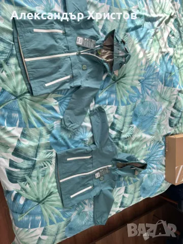 Продавам ДВА броя зелени - Детски водоустойчиви якета NEXT тип Anorak!, снимка 2 - Детски якета и елеци - 49888641