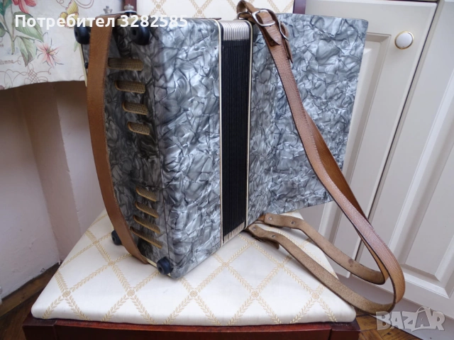 Акордеон Велтмайстер 40 баса, снимка 13 - Акордеони - 53854884