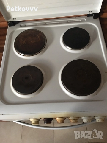 Подарявам готварска печка , снимка 2 - Печки, фурни - 52772152