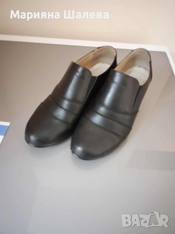 Дамски обувки, маратонки,сандали и чехли 