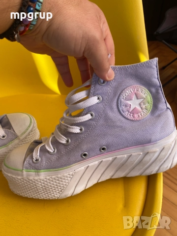 Продавам оригинални маратонки Adidas, снимка 10 - Маратонки - 52352665