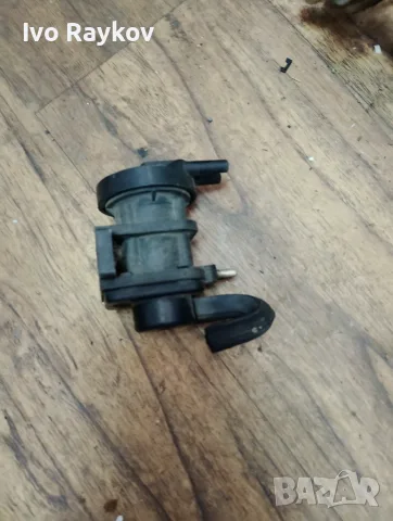 Вакуум клапан Mercedes W140 , W202 , 0005450327