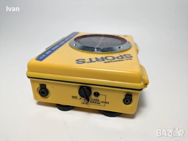 Рядък Aciko AWR 528 Walkman всесезонен спортен стерео радио с оригинална кутия, снимка 2 - Аудиосистеми - 53476907