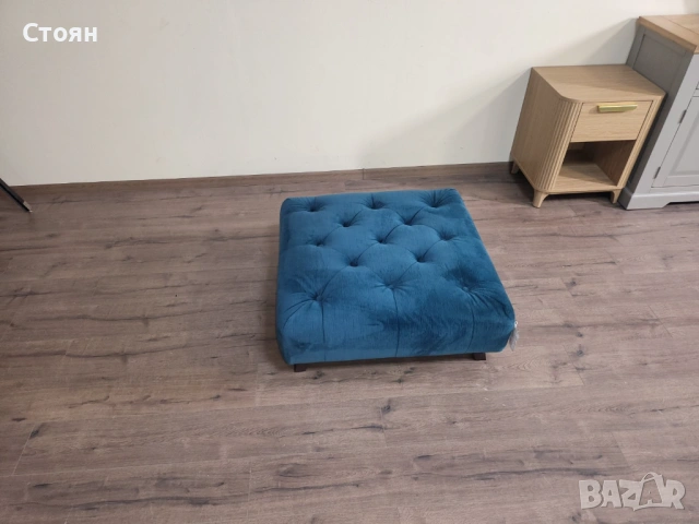 Синя табуретка от плат тип Честърфийлд, снимка 2 - Дивани и мека мебел - 53753908