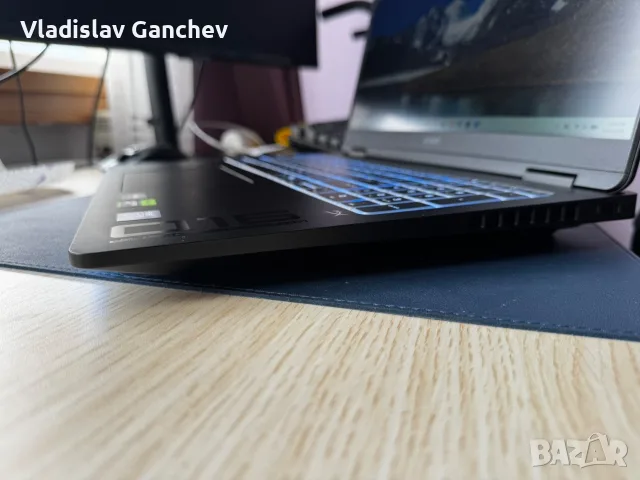Продавам HP OMEN MAX 16 | RTX 5080 16GB | Ultra 9 275HX | 32GB RAM | 1TB SSD, снимка 6 - Лаптопи за игри - 55792210