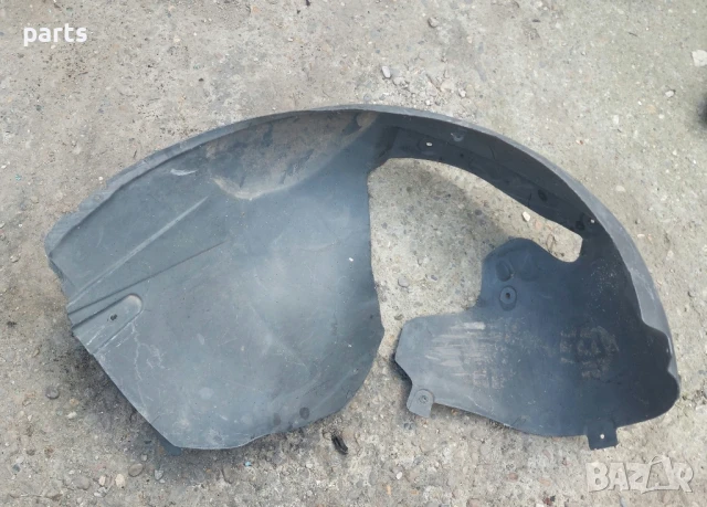 Преден Десен Подкалник Ауди A3 8P - 8P0821172, снимка 2 - Части - 51096647